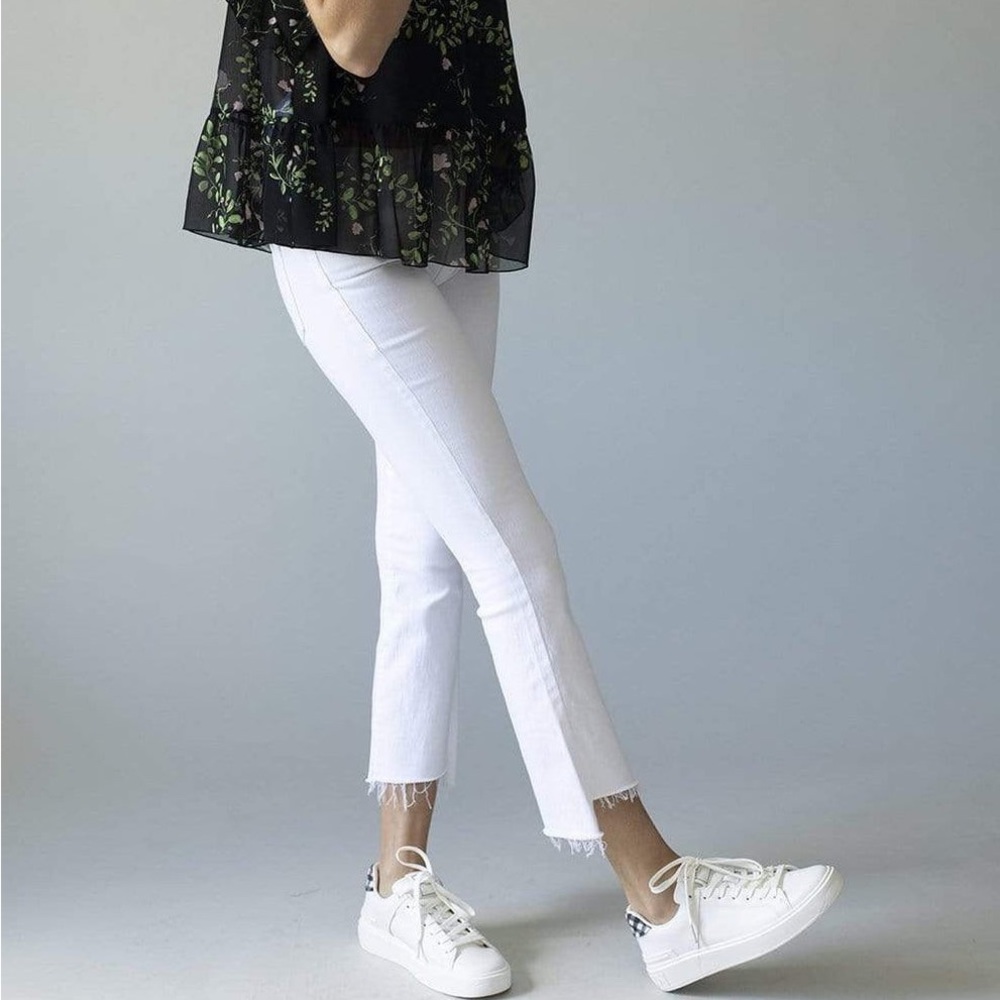 Brand new w/Tag Mother The Insider Crop Fray